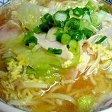 シャキシャキレタスde贅沢インスタントラーメン